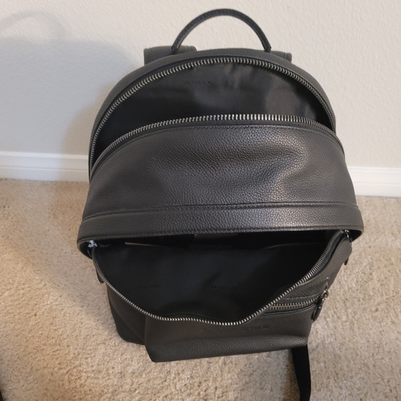 Coach leather backpack - Picture 3 of 4